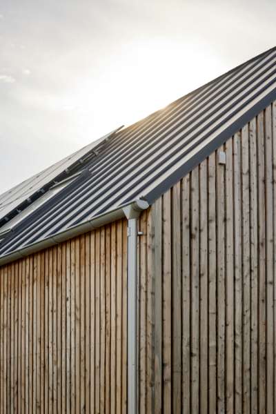 Die Ruhe kehrt ein unter einem Stahldach auf einem idyllischen Naturgrundstück, Fischerstraße 11d, 14778 Päwesin